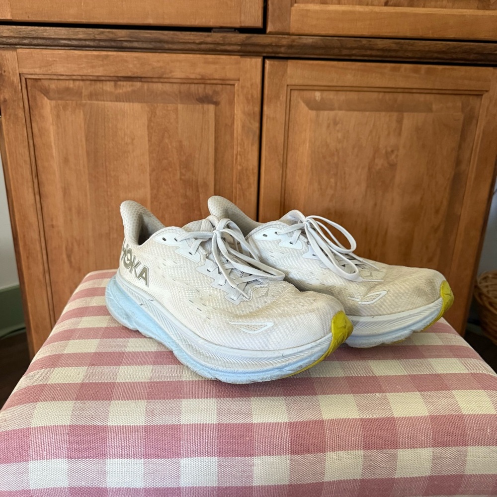hoka clifton 9